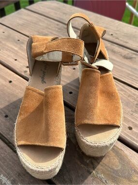 Free People Women’s Suede Espadrille Platform Sandals in Tan Size 37 or US 7-7.5